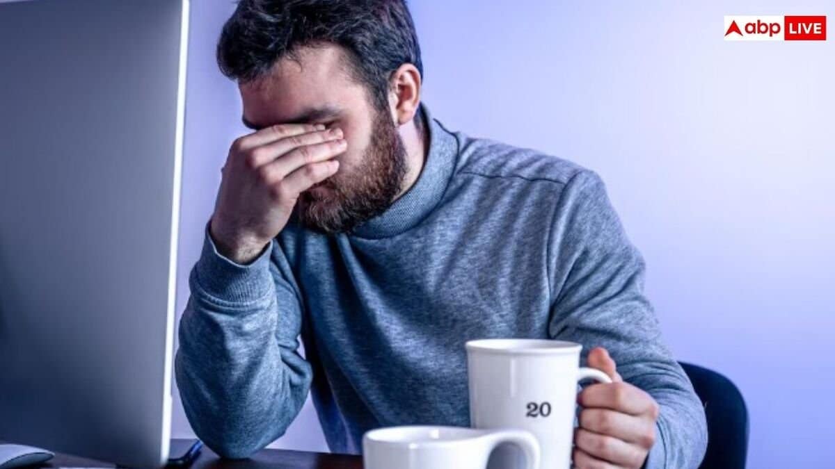 Vitamin Deficiency Tredness: किस विटामिन की कमी से होती है थकान? जानें कैसे करें पूरा