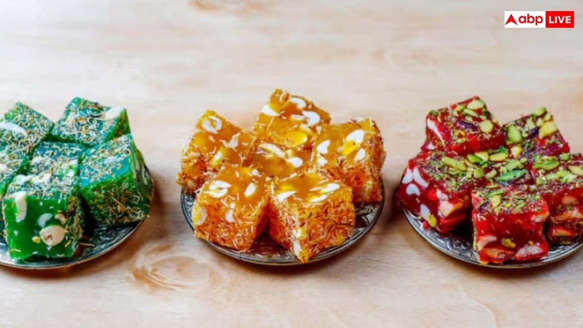 30 दिन तक बिल्कुल भी न खाएं मीठा, फिर शरीर में दिखेंगे ये 7 बदलाव 30 दिन तक बिल्कुल भी न खाएं मीठा, फिर शरीर में दिखेंगे ये 7 बदलाव