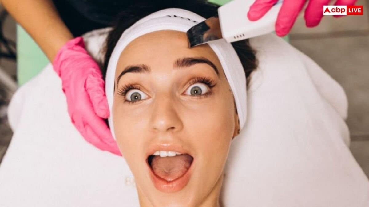 Home Remedies for Facial Hair: बिना वैक्सिंग और थ्रेडिंग के चेहरे से हटाएं बाल, बस पानी में मिलाकर स्किन पर लगा लें ये 1 चीज