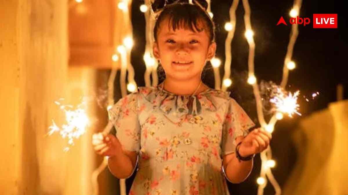 घी, टूथपेस्ट या तेल… पटाखे से जल जाए आंख तो भूलकर भी न करें घरेलू इलाज, जा सकती है रौशनी घी, टूथपेस्ट या तेल… पटाखे से जल जाए आंख तो भूलकर भी न करें घरेलू इलाज, जा सकती है रौशनी